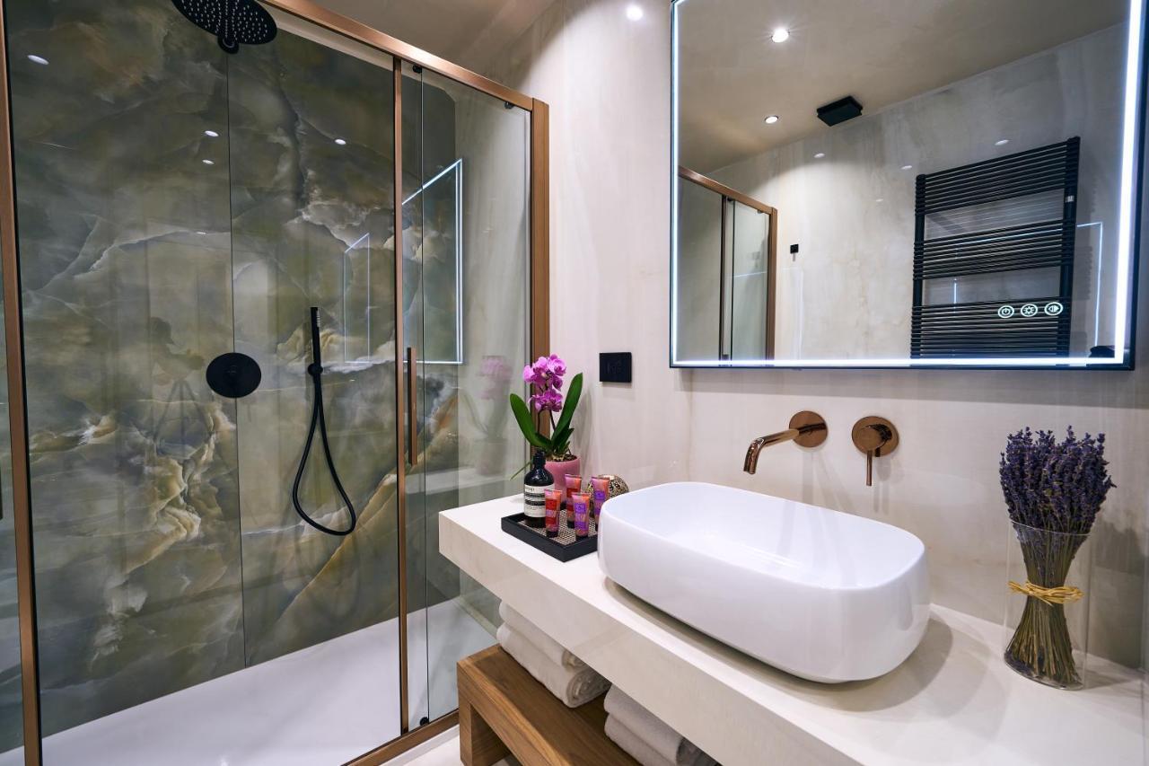 Luxury & Central Apartment Milano Exterior foto