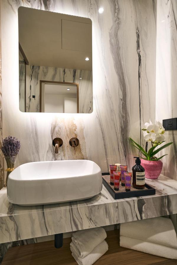 Luxury & Central Apartment Milano Exterior foto
