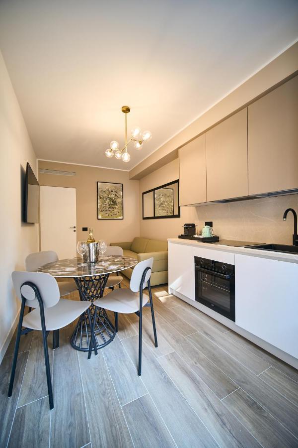Luxury & Central Apartment Milano Exterior foto