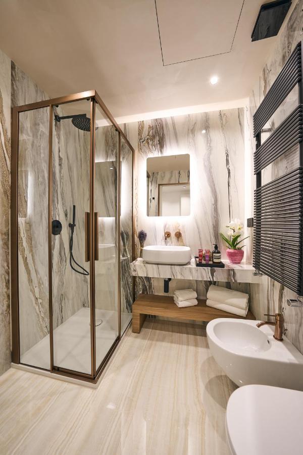 Luxury & Central Apartment Milano Exterior foto
