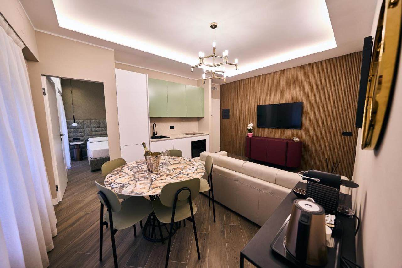 Luxury & Central Apartment Milano Exterior foto